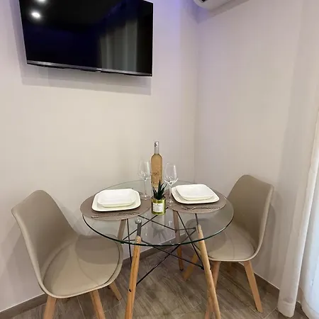 à Saint-aygulf - Plages Et Commerces à Pied Appartement Fréjus